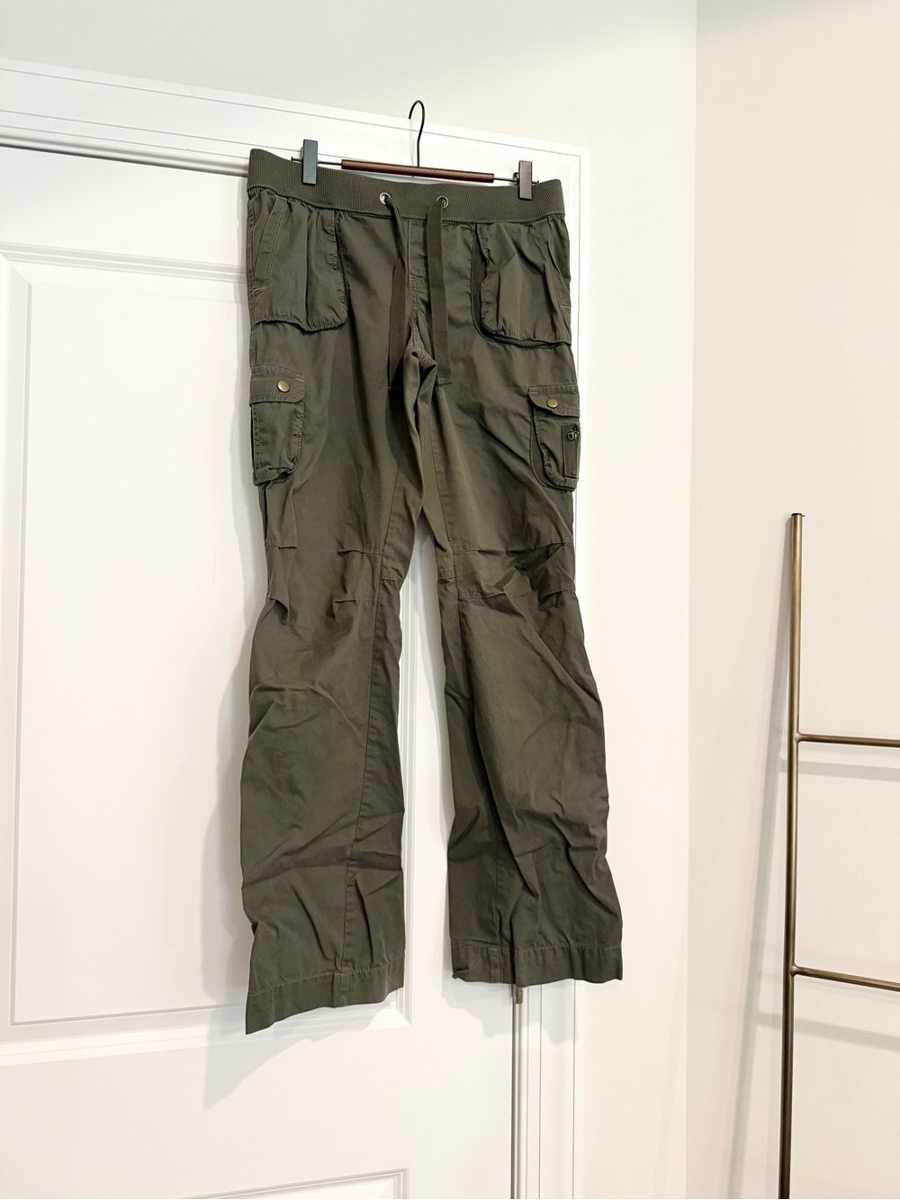 Old Navy Olive Cargo Pants for Women - Drawstring Waist
